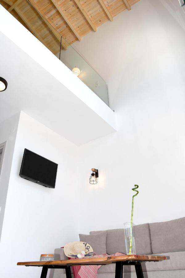 Karinta Bay Apartments Bagian luar foto