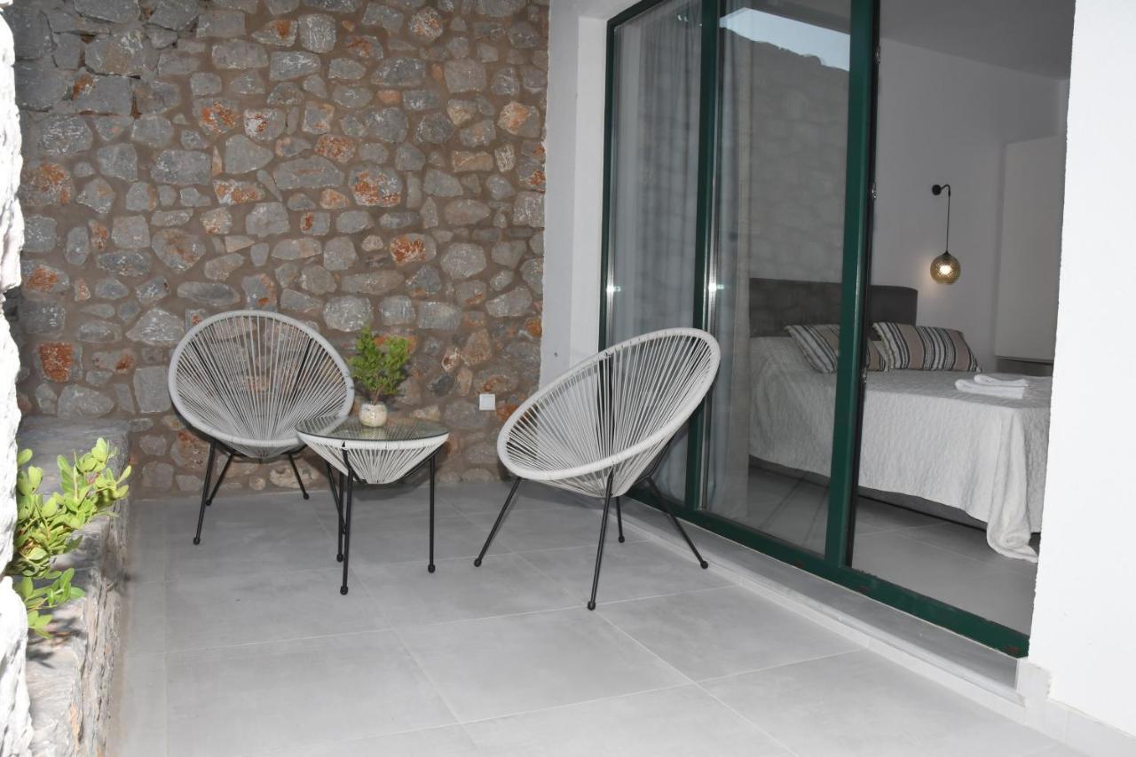 Karinta Bay Apartments Bagian luar foto